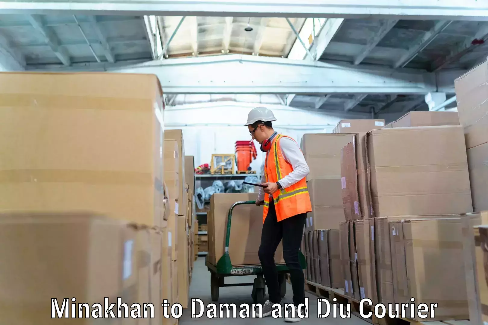 Efficient home relocation Minakhan to Daman and Diu